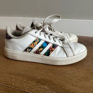 Adidas Grand Court - White with Colourful Print